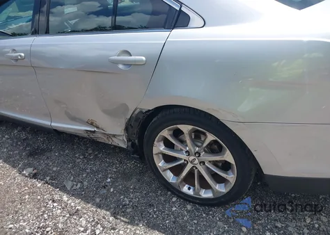 2015 Ford Taurus Limited из США, поврежденный, VIN 1FAHP2F83FG187912